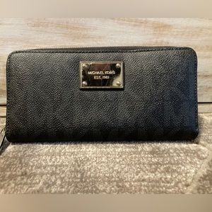 MK black wallet